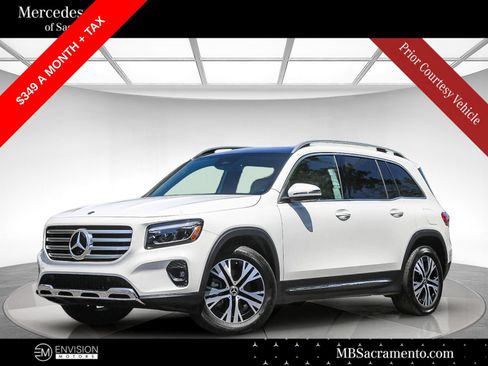Used 2026 Mercedes-Benz GLB 250 image 1