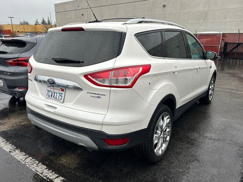 Used 2014 Ford Escape Titanium w/ Equipment Group 401A image 3
