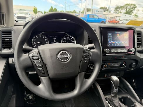 Used 2022 Nissan Frontier S w/ Technology Package AWD/4WD image 16