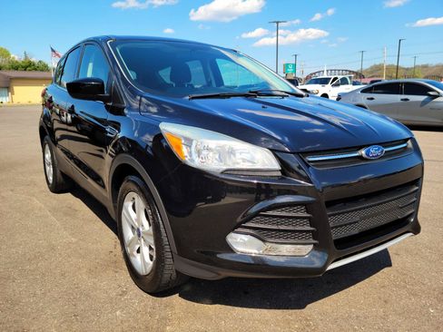 Used 2015 Ford Escape SE FWD image 3
