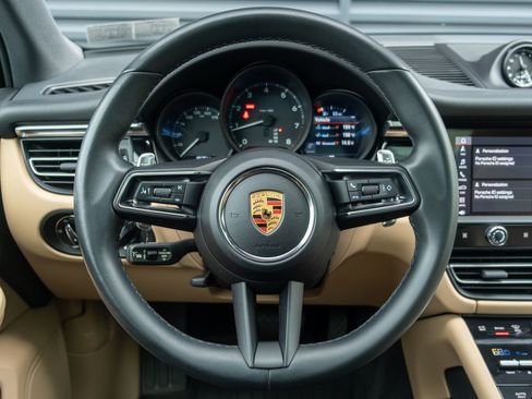 Used 2023 Porsche Macan AWD/4WD image 24