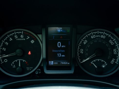 Used 2020 Toyota Tacoma TRD Sport w/ Technology Package RWD image 22