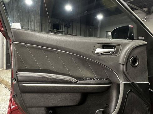 Used 2019 Dodge Charger Scat Pack w/ Driver Confidence Group RWD image 11