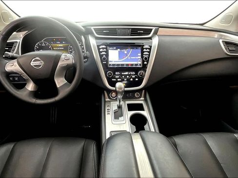 Used 2018 Nissan Murano Platinum image 18
