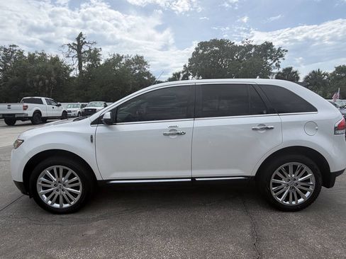 Used 2011 Lincoln MKX 2WD w/ 102A Rapid Spec Order Code image 5