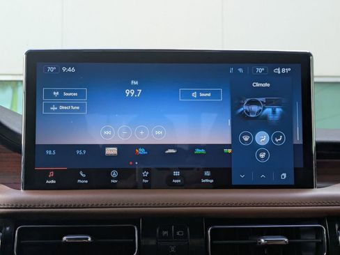 Certified 2023 Lincoln Nautilus Reserve w/ Equipment Group 201A image 20