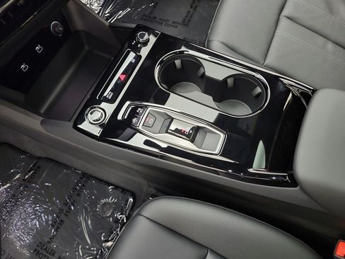 New 2027 Audi Q6 e-tron Premium AWD/4WD image 9
