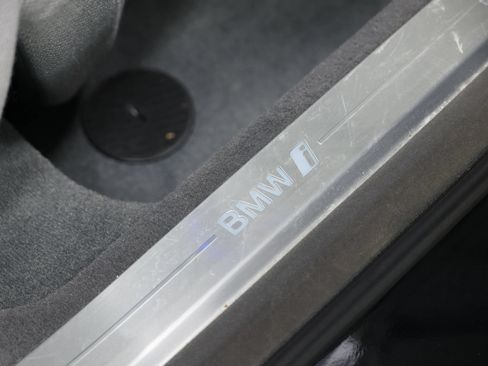 Used 2023 BMW i7 xDrive60 AWD/4WD image 84