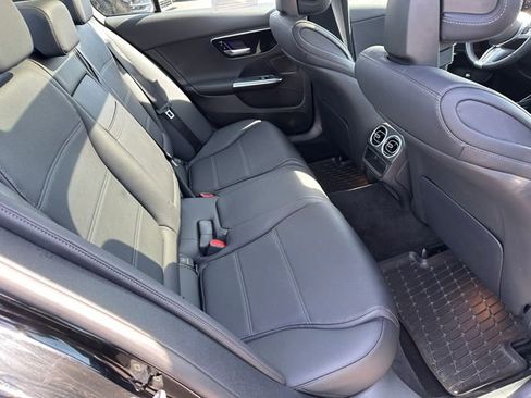 Used 2025 Mercedes-Benz C 300 4MATIC Sedan image 12