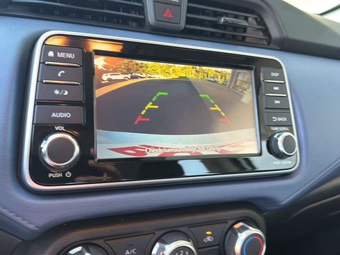 Used 2025 Nissan Versa SV FWD image 24