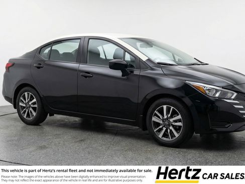 Used 2025 Nissan Versa SV FWD image 1