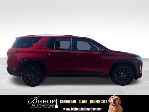 Used 2023 Chevrolet Traverse RS w/ LPO, Floor Liner Package AWD/4WD image 17