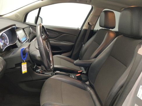 Used 2019 Buick Encore Preferred FWD image 17