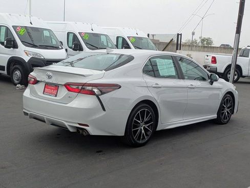 Used 2023 Toyota Camry SE image 8