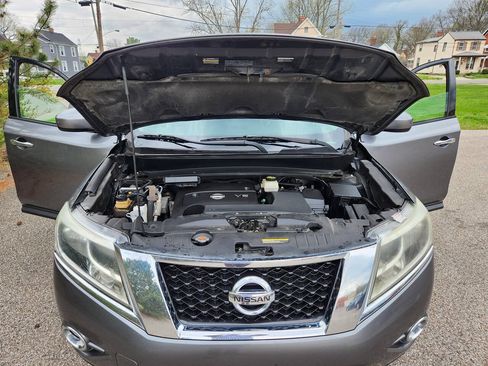 Used 2015 Nissan Pathfinder SV AWD/4WD image 21