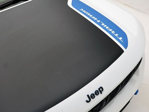 Used 2022 Jeep Grand Cherokee Trailhawk w/ Advanced Protech Group II AWD/4WD image 37