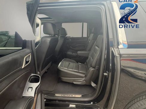 Used 2020 GMC Yukon XL Denali AWD/4WD image 15