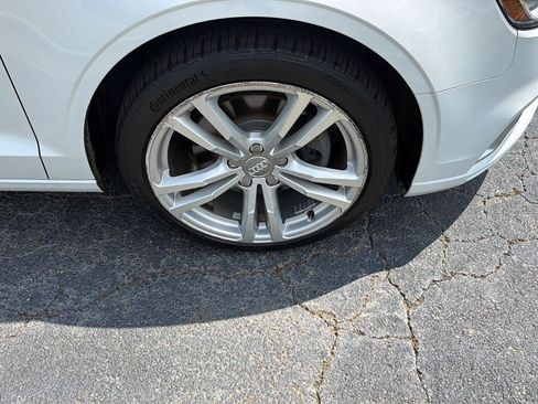 Used 2018 Audi A3 2.0T Premium FWD image 33