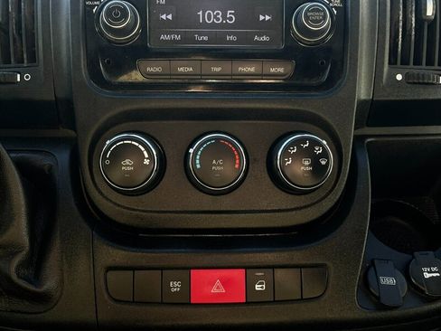 Used 2020 RAM ProMaster 2500 image 30