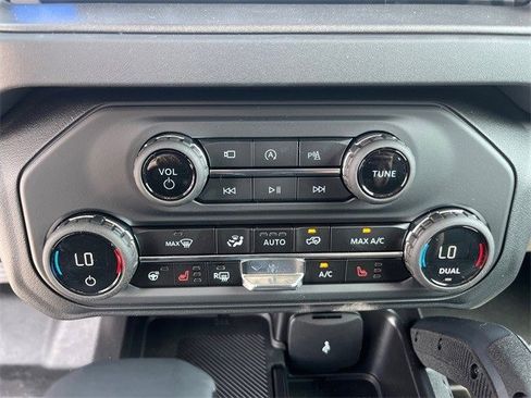 New 2025 Ford Bronco Badlands image 27