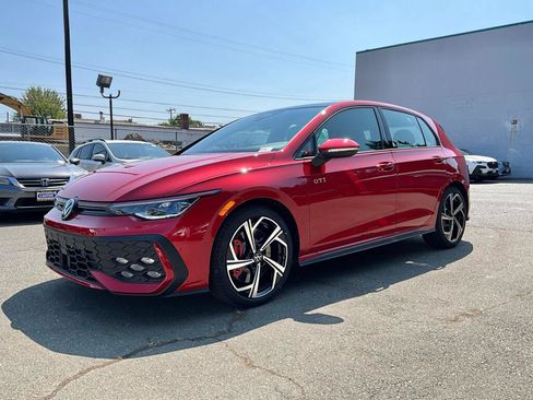 New 2026 Volkswagen GTI SE FWD image 4