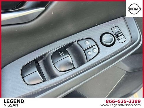 Used 2023 Nissan Sentra SV FWD image 17