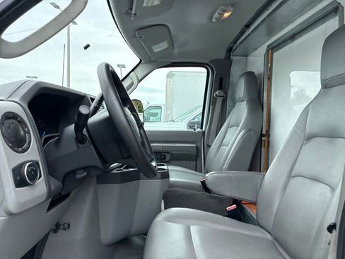 Used 2024 Ford E-350 and Econoline 350 Super Duty w/ Power Windows & Locks Group RWD image 23