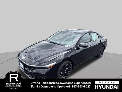 Used 2026 Hyundai Elantra SEL Sport Premium FWD image 4