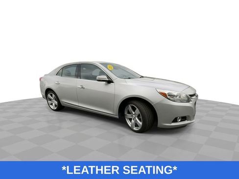 Used 2015 Chevrolet Malibu LTZ image 2