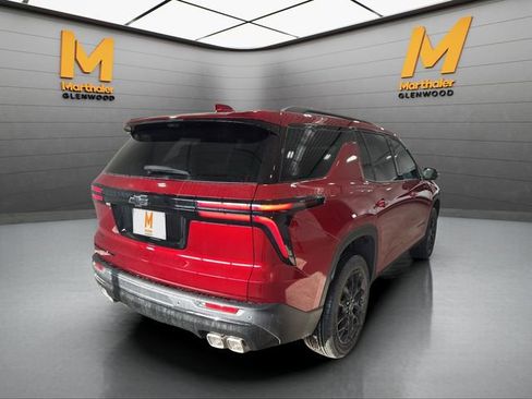 New 2026 Chevrolet Traverse LT w/ Midnight/Sport Edition image 4