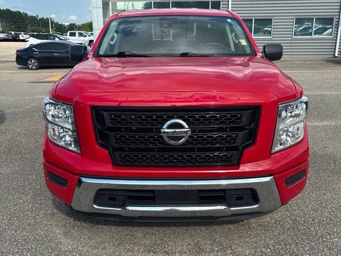 Used 2022 Nissan Titan SV RWD image 3