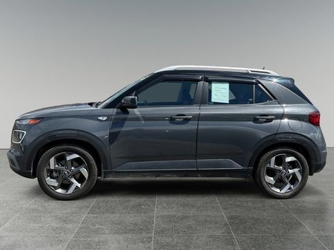 Certified 2023 Hyundai Venue Limited w/ Cargo Package FWD image 2