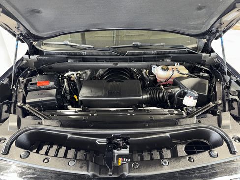 Used 2024 GMC Yukon Denali w/ Advanced Technology Package image 39