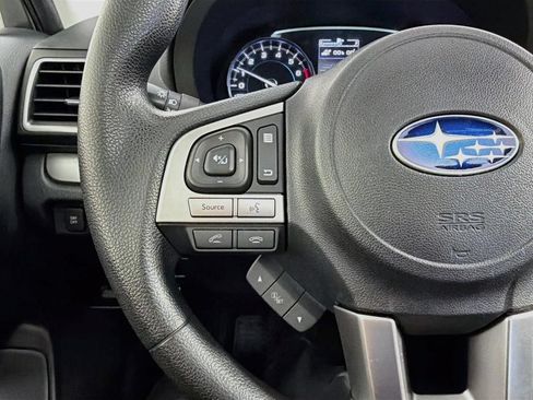 Used 2017 Subaru Forester 2.5i Premium AWD/4WD image 45
