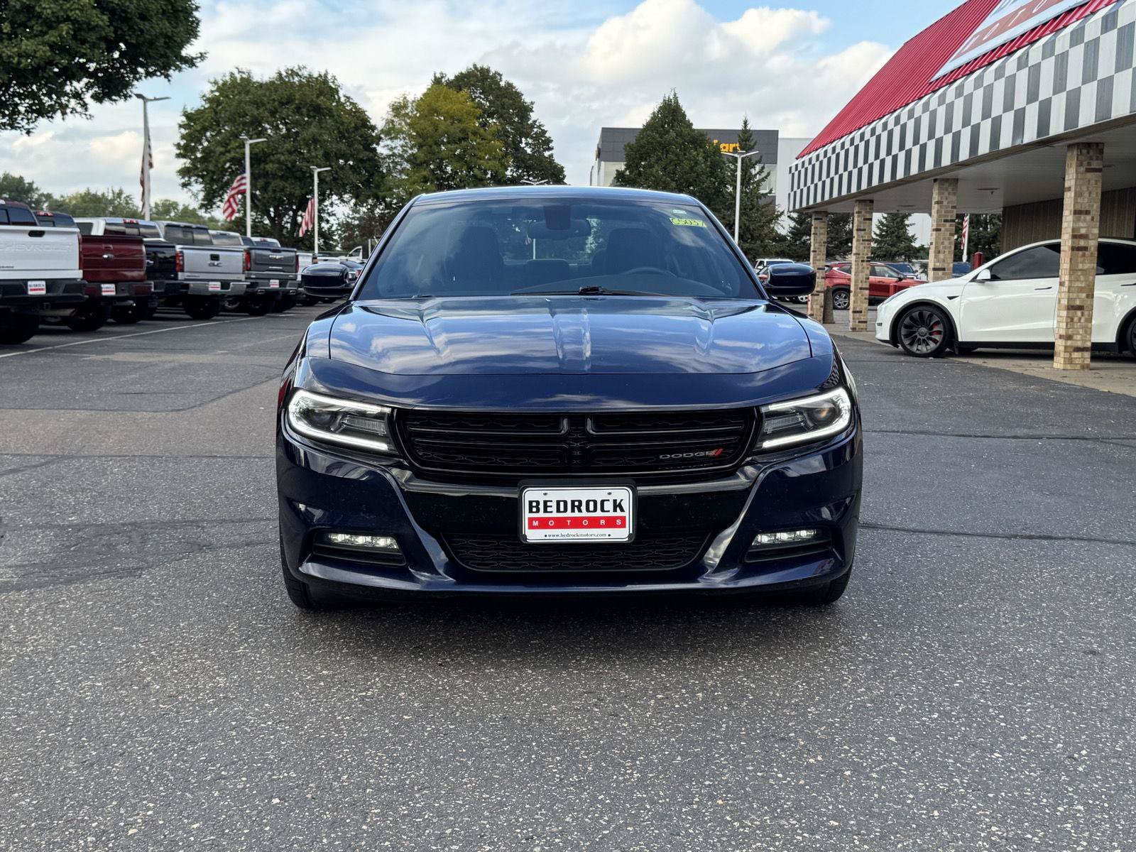 Used 2016 Dodge Charger SXT w/ Rallye Group AWD/4WD image 2