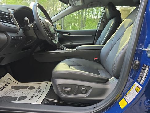 Used 2024 Toyota Camry XSE image 14