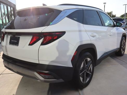Used 2025 Hyundai Tucson SEL FWD image 3