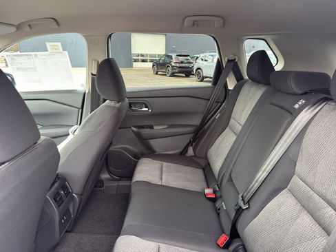 New 2026 Nissan Rogue SV image 32