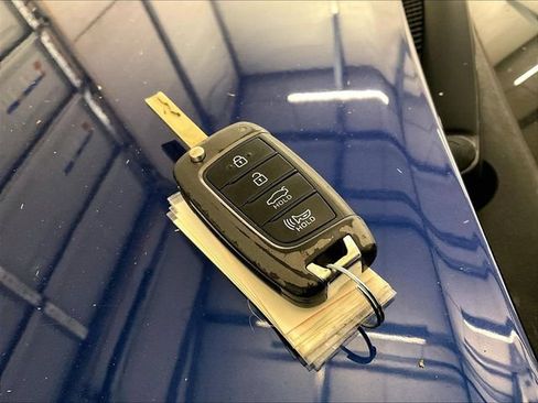 Used 2021 Hyundai Accent SE FWD image 10