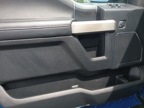 Used 2020 Ford F150 Lariat w/ Equipment Group 502A Luxury AWD/4WD image 20