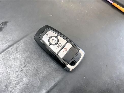 Used 2018 Ford Fusion S FWD image 19
