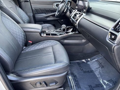 Used 2022 Kia Sorento SX AWD/4WD image 31