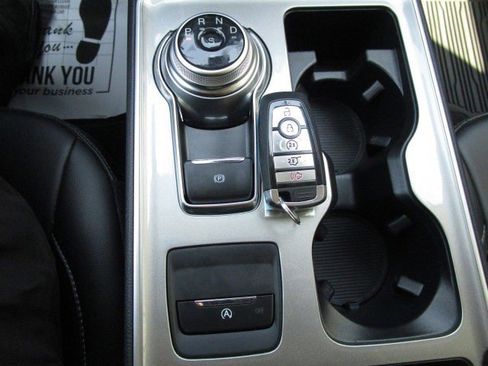 Used 2023 Ford Edge SEL w/ Convenience Package image 16