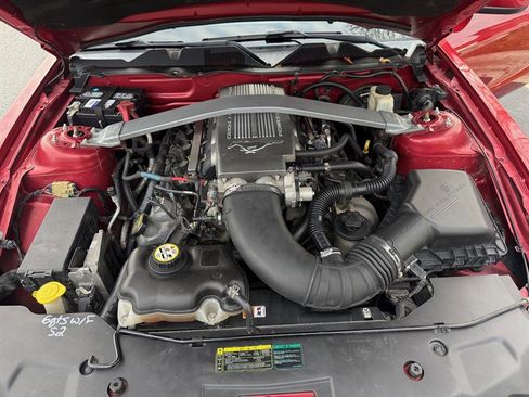 Used 2010 Ford Mustang GT image 25