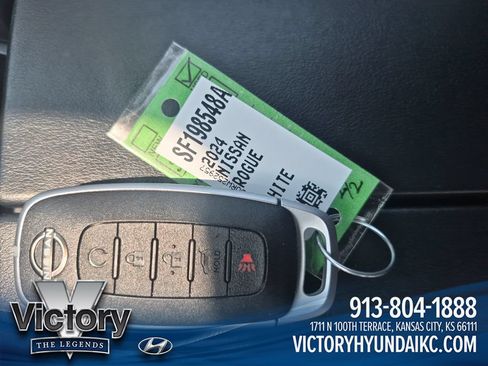 Used 2024 Nissan Rogue Platinum w/ Platinum Premium Package AWD/4WD image 29