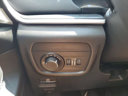 Used 2021 Ford F150 Lariat w/ Equipment Group 502A High AWD/4WD image 30