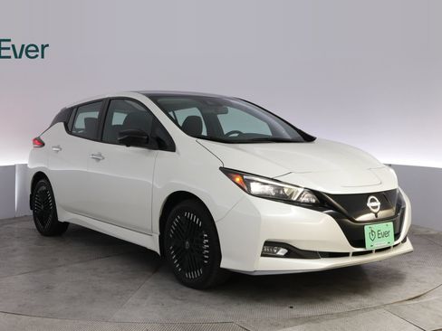 Used 2024 Nissan Leaf SV Plus FWD image 13