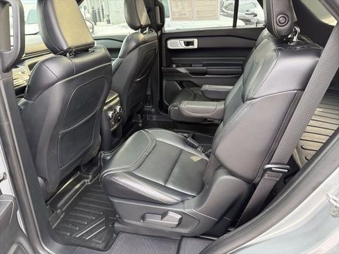 Used 2020 Ford Explorer ST w/ ST Street Pack image 20