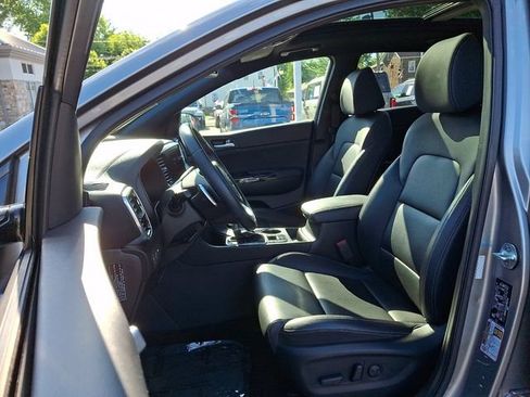 Used 2022 Kia Sportage Nightfall Edition w/ Nighfall AWD Premium Package image 13