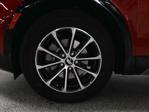 Used 2024 Cadillac XT4 Sport w/ Active Safety Package FWD image 5